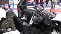 Setir Koenigsegg CCX yang masuk ke Indonesia sudah setir kanan. Foto: Dina Rayanti