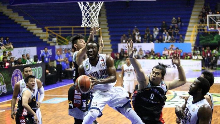 Ilustrasi: Laga semifinal kedua divisi putih IBL 2017 antara Pelita Jaya vs Aspac di C-tra Arena, Bandung. Foto: IBL Ilustrasi: Laga semifinal kedua divisi putih IBL 2017 antara Pelita Jaya vs Aspac di C-tra Arena, Bandung. Foto: IBL