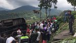Kecelakaan Maut di Ciloto, 11 Orang Tewas