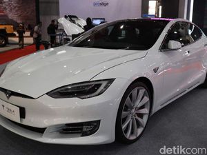 Mobil Bekas Tesla Sudah Ada yang Jual? Berapa Harganya?