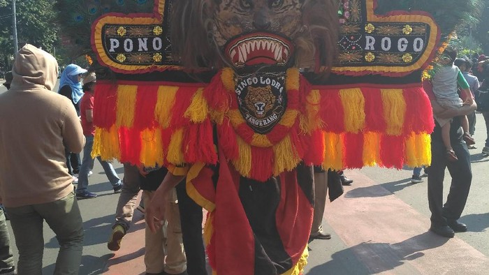 Marching Band dan Reog Meriahkan Hari Buruh 2017