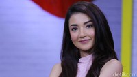 Senyuman Tsania Marwa, lelaki mana yang tak tergoda?