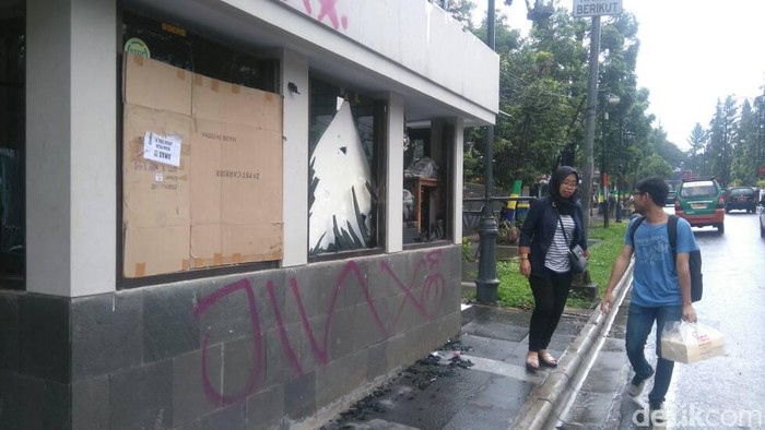 Begini Penampakan Pos Polisi di Cikapayang Bandung yang Dirusak Massa