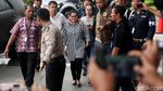 Miryam Tebar Senyuman di KPK