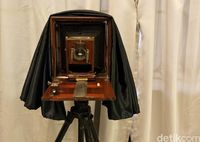 Ada Kamera Mata-mata James Bond di Museum Ini  