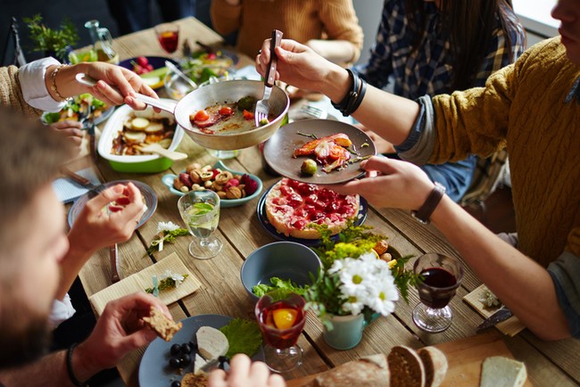 Berkunjung ke Spanyol, Turki dan Denmark, Ini Aturan Makan Unik yang Perlu Dipatuhi (2)