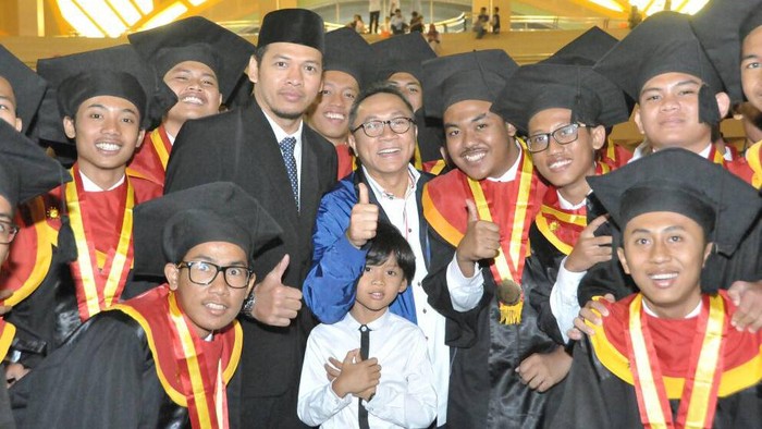 Ketua MPR: Santri Harus Unggul di Bidang Iptek dan Kewirausahaan