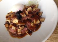 Makan Siang Spesial dengan White Fish Carpaccio dan Prime Short Rib Lezat di Akira Back
