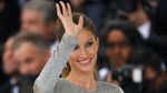 Sexy Backless, Lekukan Indah Tubuh Gisele Bundchen