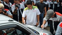 Acara yang disponsori oleh Pertalite, Suzuki, Yuasa, MB Tech, Turtle Wax, STP, dan Garda Oto tersebut mengusung tema Melangkah Lebih Jauh. Yang berarti bahwa KCI berharap dapat tumbuh dan berkembang serta terus menjadi komunitas penggemar mobil Karimun terbesar di Indonesia. Pool.dok. KCI.