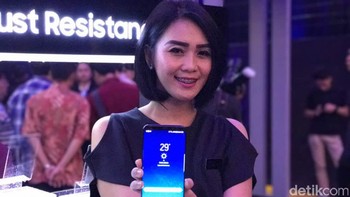 8. Samsung Galaxy S8 dengan skor total 71. Nilai foto 71, video 73.Foto: detikINET/Adi Fida Rahman