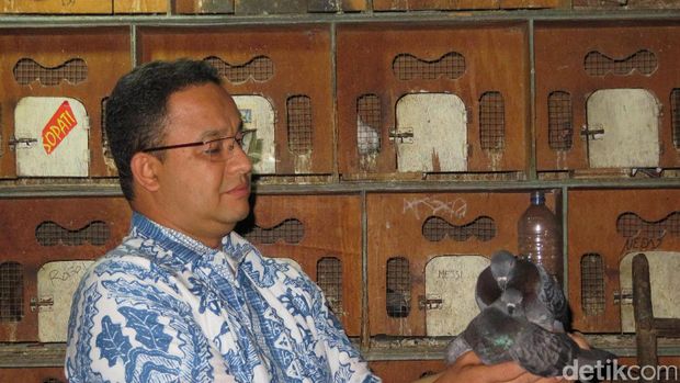 Anies di Pasar Pramuka / 