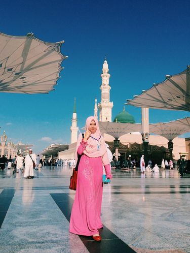 Foto: Gaya Irena Nurfa, Pilot Berhijab yang Populer di Instagram