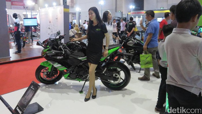 Kawasaki Ubah Beberapa Warna Motor di IIMS 2017