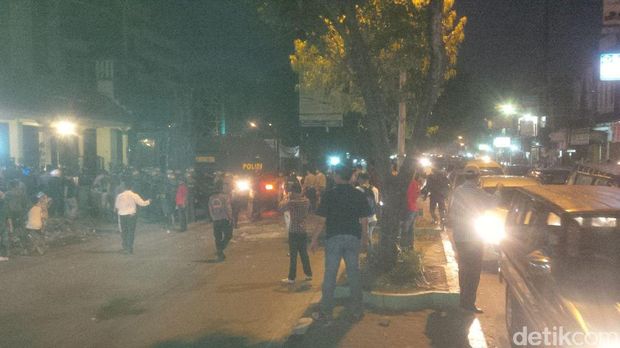 Demo Hardiknas di Medan Ricuh, Polisi Bubarkan Massa