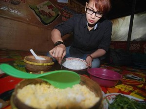Di Desa yang Hilang di Mojokerto Ini Ada Pusat Kuliner Nasi Jagung