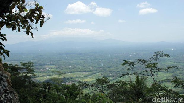 Panorama dari Watu Kendil (Randy/detikTravel)