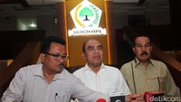 DPP Partai Golkar melakukan konferensi pers mengenai teguran sekaligus sanksi kepada Kordinator Bidang Politik, Hukum dan Keamanan DPP Partai Golkar Yorrys Raweyai.