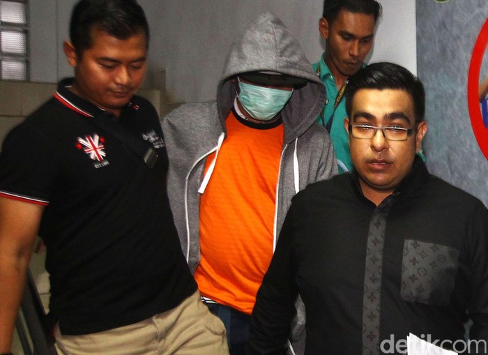 Iwa K Tetap Harapkan Rehabilitasi