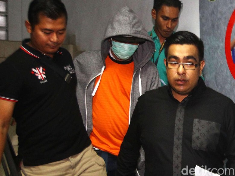 Berkas Kasus Narkoba Iwa K Sudah Lengkap, Tinggal Tunggu Jadwal Sidang Berkas Kasus Narkoba Iwa K Sudah Lengkap, Tinggal Tunggu Jadwal Sidang