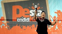 Tulus lewat suara khasnya yang merdu ikut meramaikan dan mendukung acara tersebut.