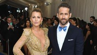 Aktris yang juga membintangi film The Age of Adeline datang bersama sang suami, Ryan Reynolds. Foto: Dia Dipasupil/GettyImages
