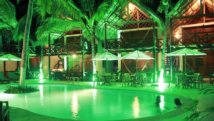 Khusus Dewasa, Hotel Bugil di Meksiko