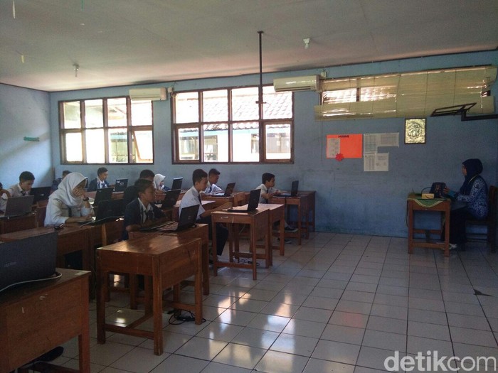 UNBK di Garut Hanya Diikuti Enam SMP