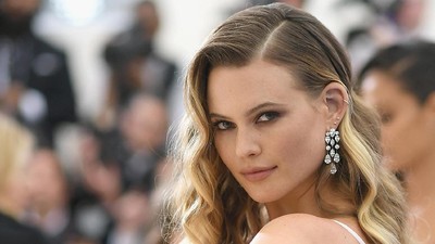 Elegant In White, Behati Prinsloo