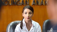 Tsania Marwa mengaku dipersulit untuk bertemu anak-anaknya oleh Atalarik Syah. Foto: Noel/detikHOT