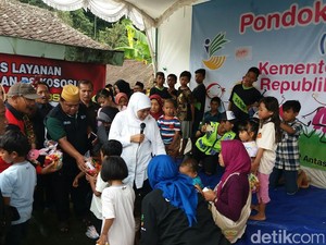 Mensos: Segera Relokasi Warga di Zona Merah Bencana