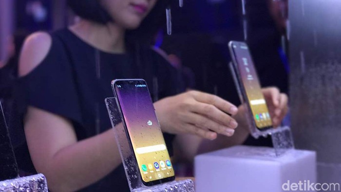 Samsung Galaxy S8. Foto: detikINET/Adi Fida Rahman Samsung Galaxy S8. Foto: detikINET/Adi Fida Rahman