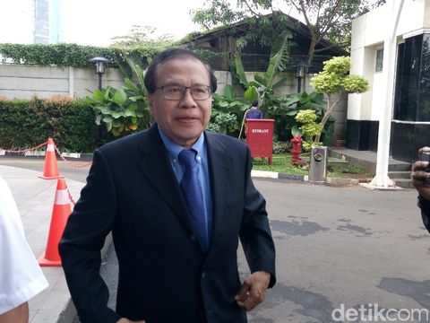 Rizal Ramli penuhi panggilan pemeriksaan di KPK, Selasa (2/5/2017)