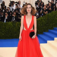 Rose Byrne, attends the Rei Kawakubo/Comme des Garcons: Art Of The In-Between Costume Institute Gala at Metropolitan Museum of Art on May 1, 2017 in New York City.  (Photo by Dimitrios Kambouris/Getty Images)