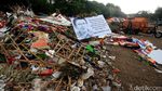 Sampah Karangan Bunga Menggunung di Monas