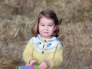Foto Putri Charlotte Berharga Rp 50 M, Lebih dari Pangeran George