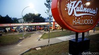 Begini penampakan RTH Pujasera Kalijodo yang sudah ditempati sejumlah pedagang belum lama ini di kawasan RPTRA Kalijodo, Jakarta.