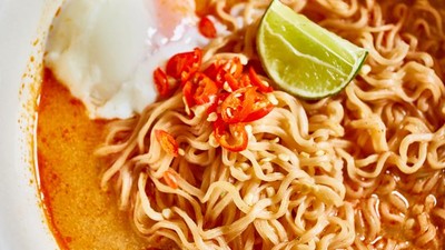 Mau Sarapan Mie Instan? Intip Dulu 12 Gaya Netizen Meracik Mie Instan Ini