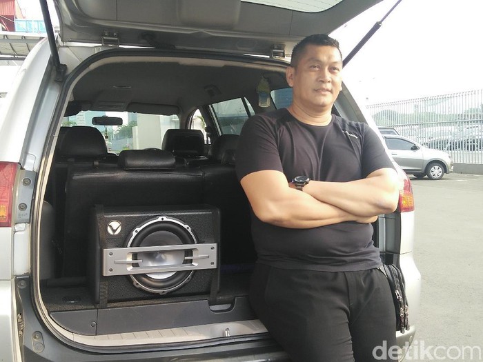 Donny Kesuma Suka Modifikasi Audio Mobil