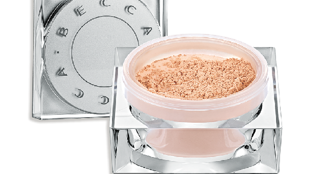 Rekomendasi 5 Bedak untuk Tampilan Wajah Mulus Seharian