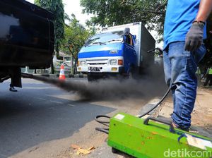 Mengetahui Kerusakan Mobil dari Warna Asap Knalpotnya