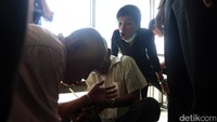 Copet tersebut dibekuk setelah mencopet seorang perempuan di kawasan Halte Tosari.