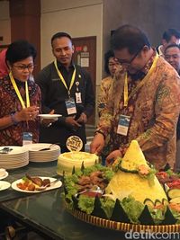 Ketika Menteri Rudiantara 'Ditipu' Media