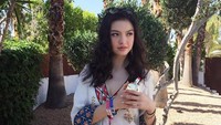 Raline Shah sekilas tampak seperti Selena Gomez ya? (Dok. Instagram/ralineshah)