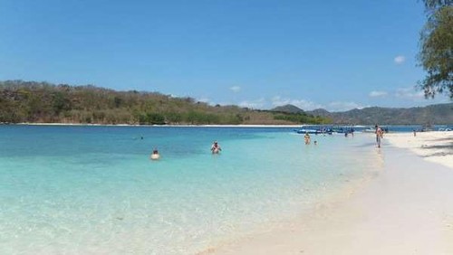 Pulau di Lombok Barat