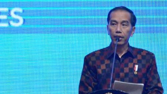 Dwell Time Sudah Turun Jadi 3 Hari, Jokowi: Saya Minta 2 Hari