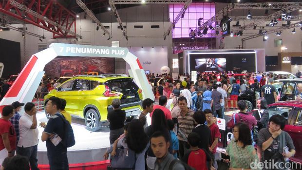 Mitsubishi XM Concept