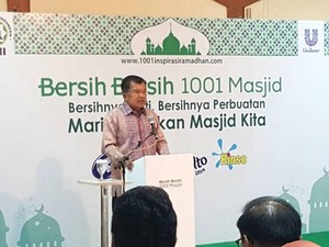 JK Ajak Masyarakat Gotong Royong Bersihkan Masjid