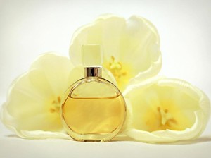 Ini Sejarah Parfum Pertama di Dunia, Seperti Apa Aromanya?