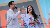 Raffi Ahmad dan Nagita Slavina saat ditemui di RPTRA Kalijodo, Jakarta Barat, Selasa (2/5/2017).